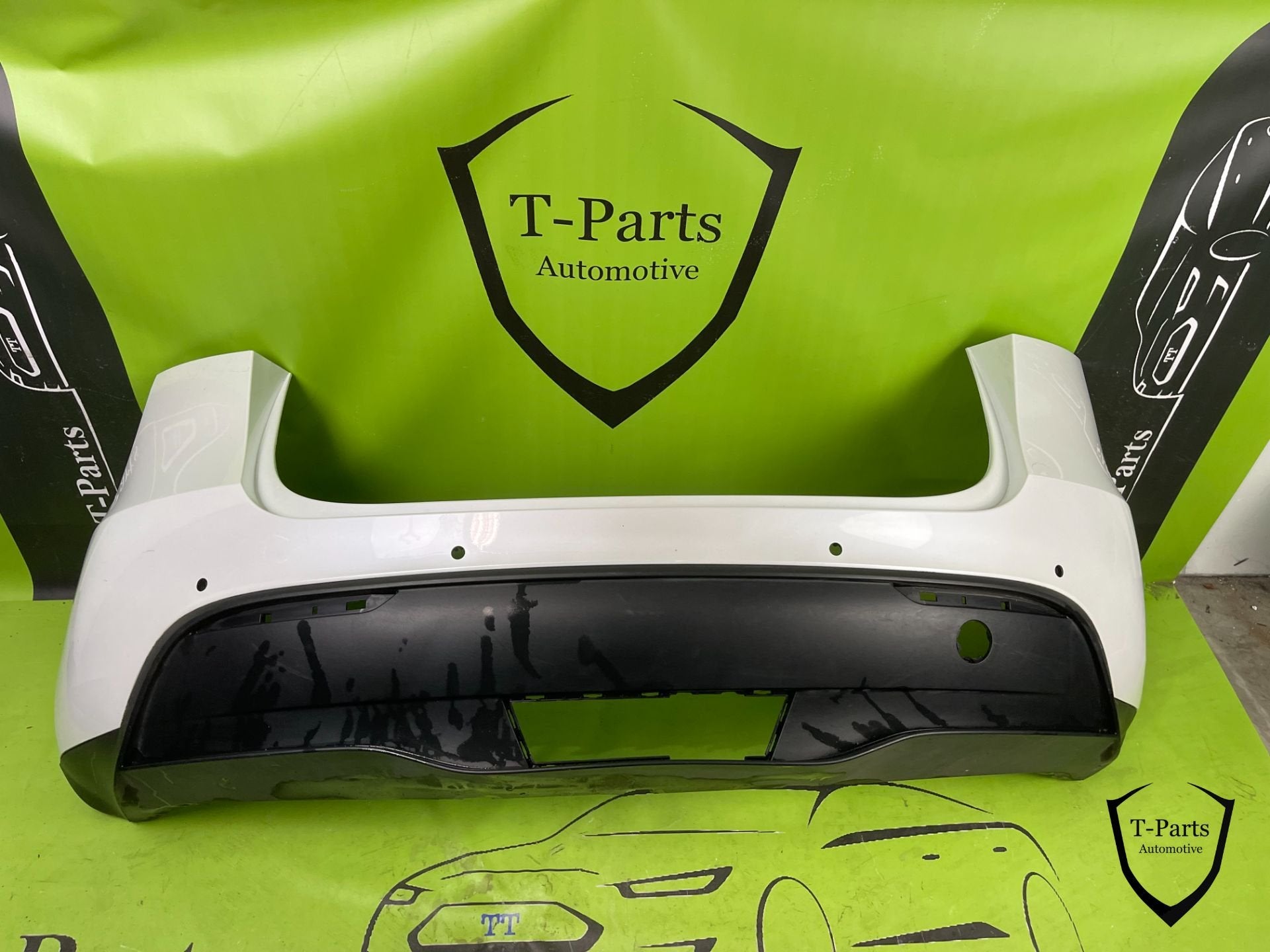 tesla model y achterbumper bumper 6x PDC