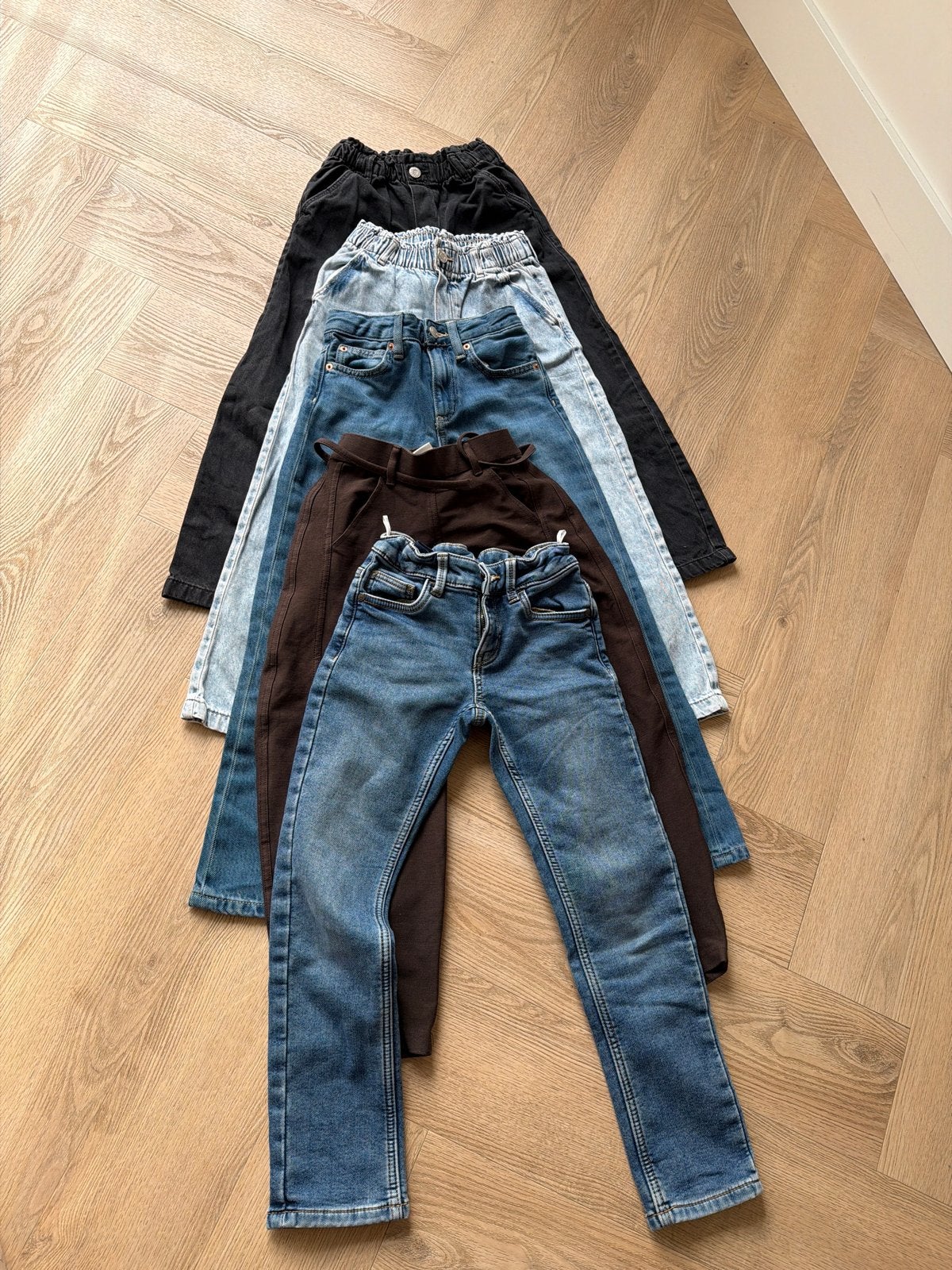 5 broeken (Zara, H&M, C&A) als set, Ophalen of Verzenden, Zo goed als nieuw, Jongen of Meisje