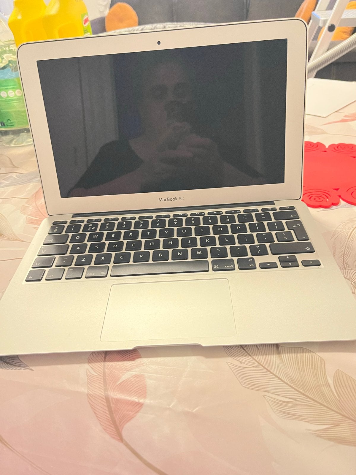 Foto 3 van Apple MacBook Air 13 inch - Zo goed als nieuw