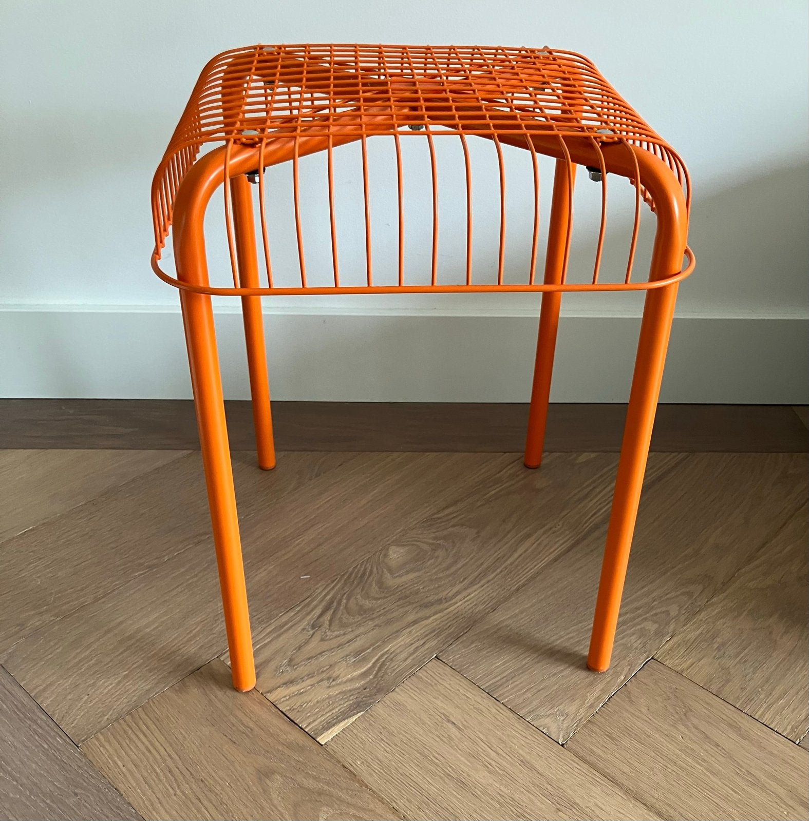 IKEA Vasteron kruk vintage mooi! - Oranje metalen kruk, Ophalen of Verzenden, Zo goed als nieuw, Staal