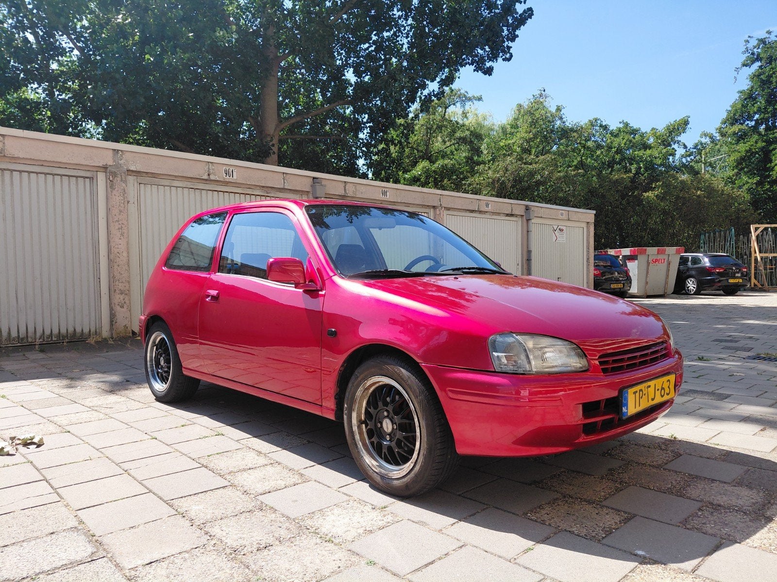 Toyota Starlet 1.3 16V AUTOMAAT 1998 INVALIDE, 74 pk, 4 cilinders, 400 kg, Origineel Nederlands