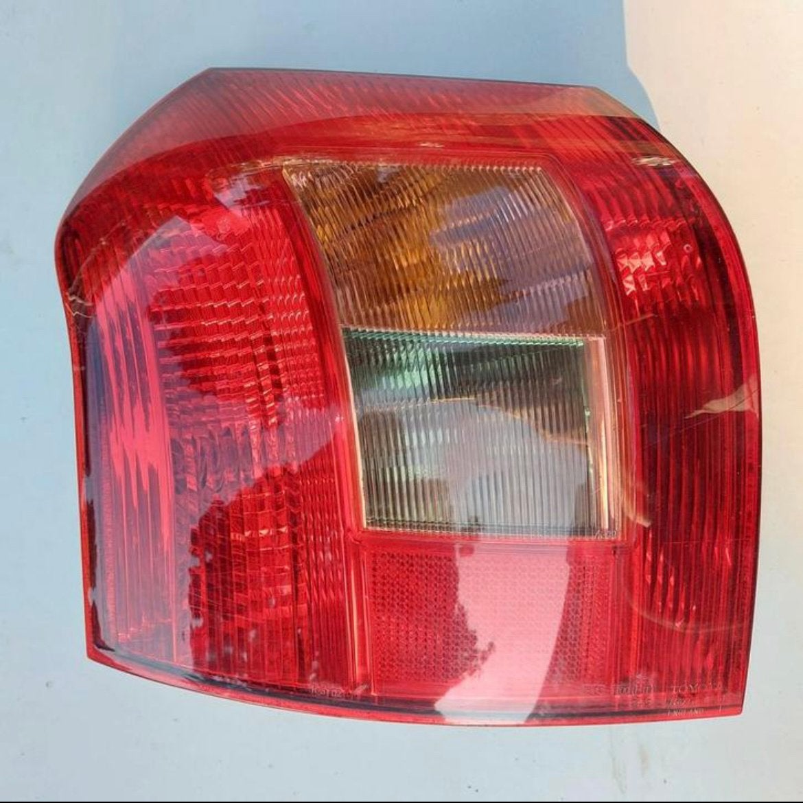 Achterlicht links compleet Toyota Corolla E12 2003 Hatchback, Auto-onderdelen, Ophalen of Verzenden, Gebruikt, Toyota