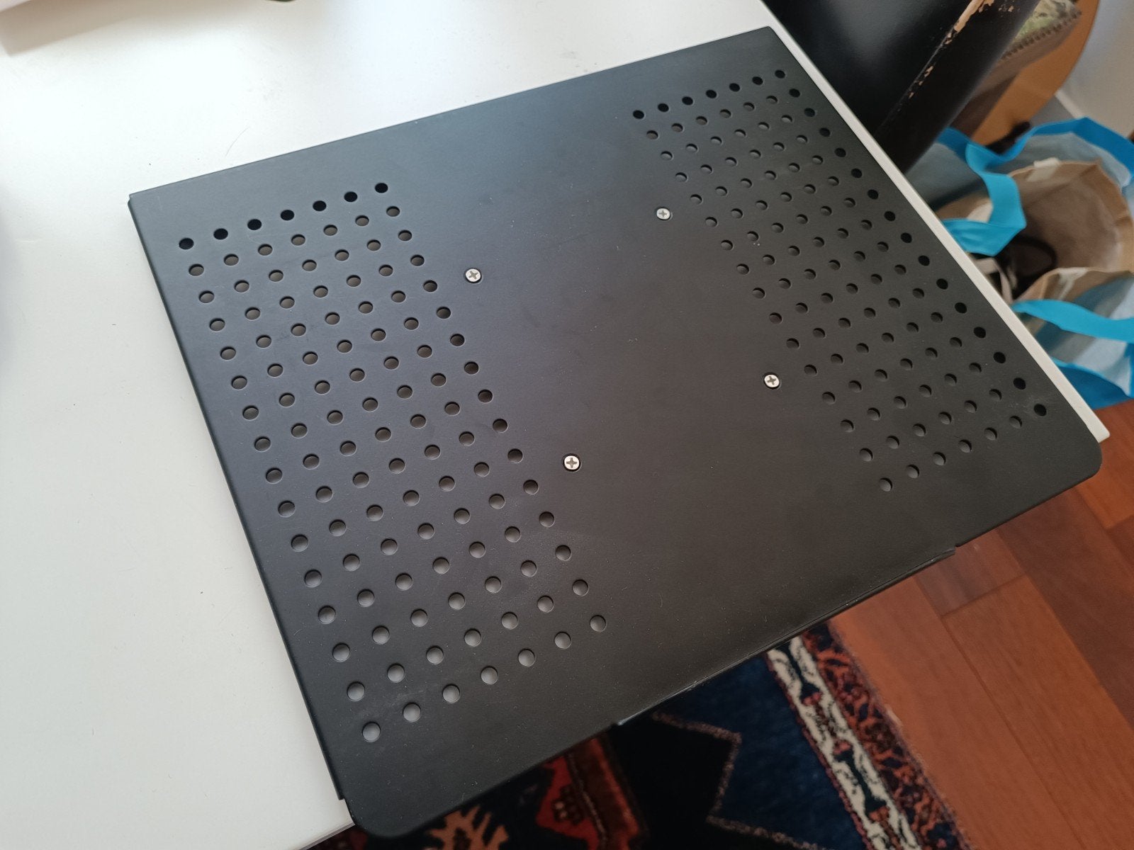 Laptophouder voor monitorarm, Computers en Software, Laptopstandaarden, Ophalen of Verzenden, Zo goed als nieuw