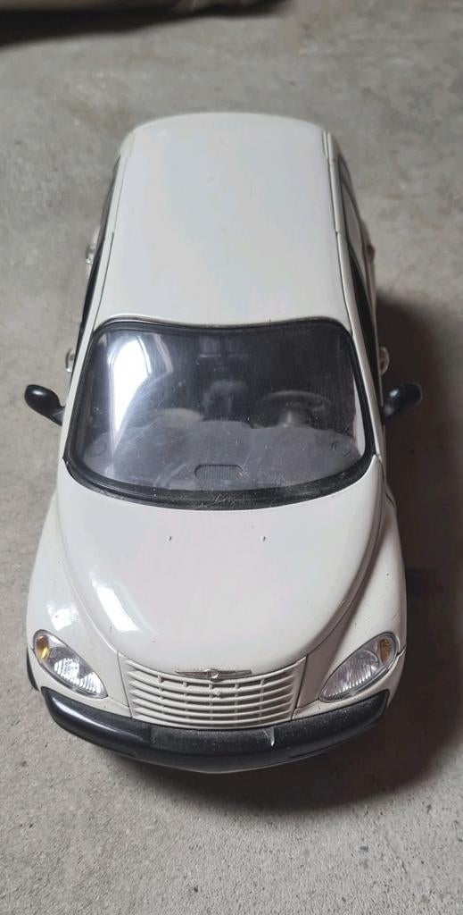 Chrysler pt cruiser modelauto wit, Ophalen of Verzenden, Bburago