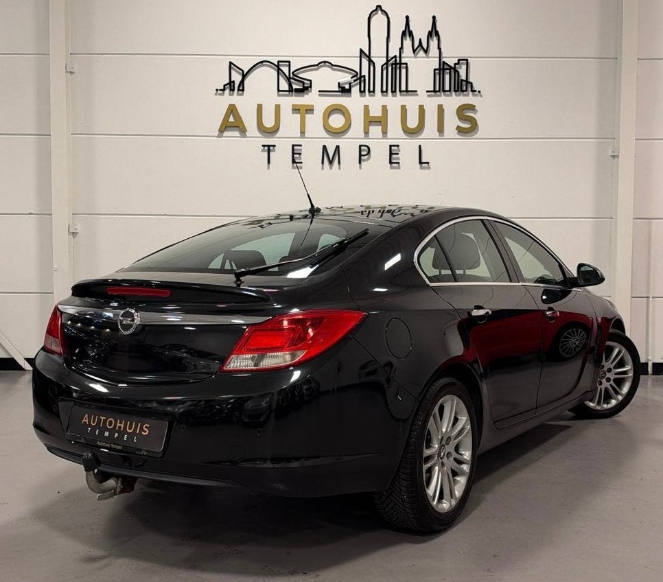 Opel Insignia 1.8 Cosmo Airco Cruise Climate Parkeersensoren, Auto's, Euro 5, Gebruikt, Zwart, 4 cilinders