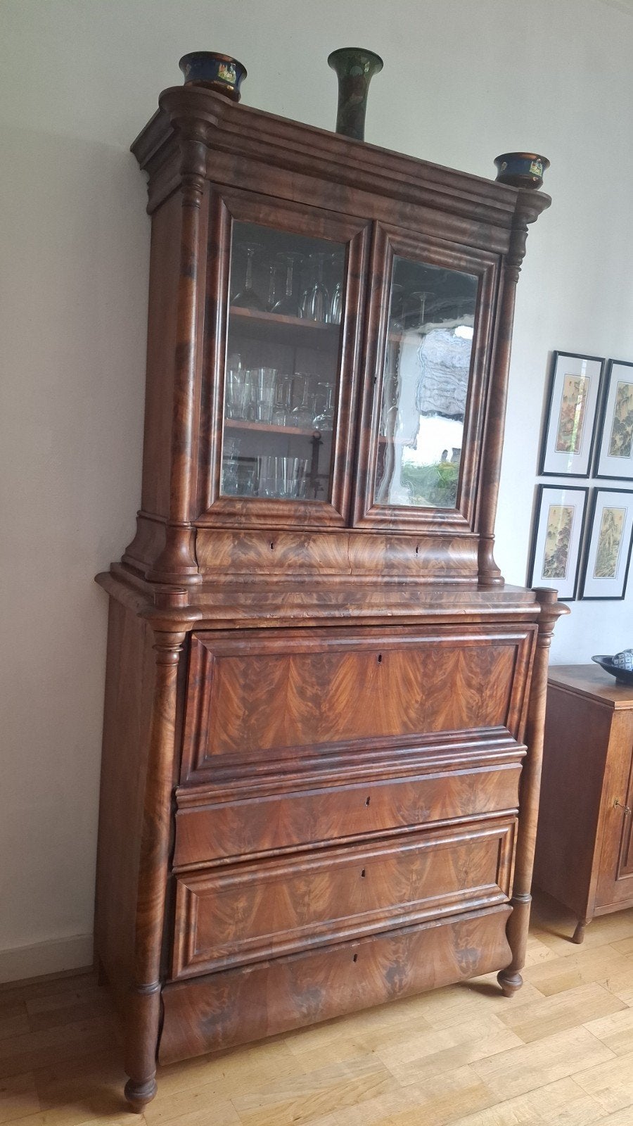 Antieke secretaire met glazenkast - Eiken fineer, Antiek en Kunst, Ophalen of Verzenden