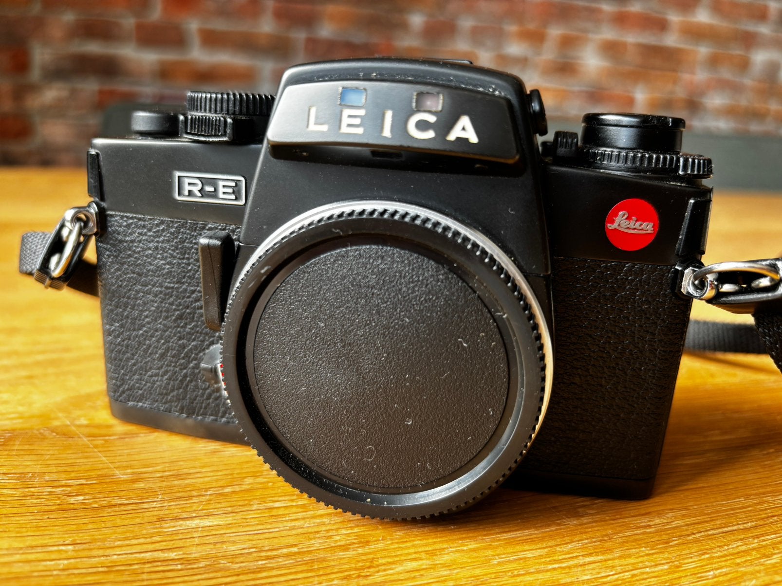 Leica R-E body – getest met film, inclusief proefbeelden, Ophalen of Verzenden, Gebruikt, Spiegelreflex, Leica
