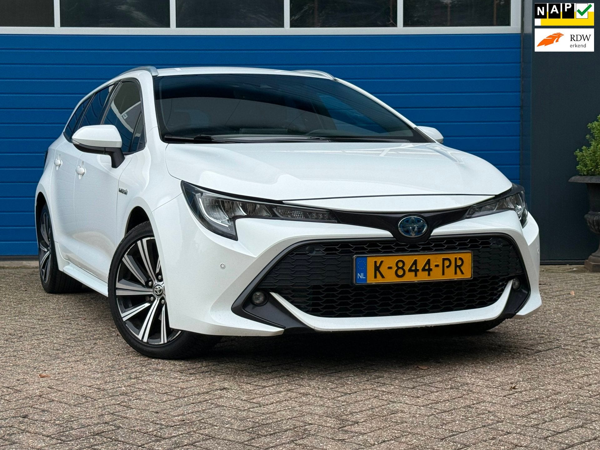 Toyota Corolla Touring Sports 2.0 Hybrid Business Plus|Apple, Auto's, 1345 kg, 450 kg, Gebruikt, 4 cilinders