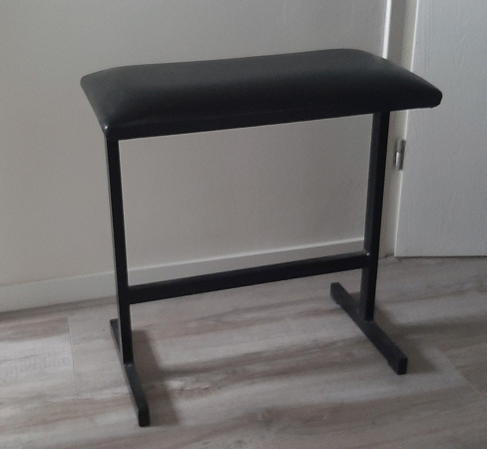 mooi piano / orgel krukje / bankje, Ophalen, IJzer