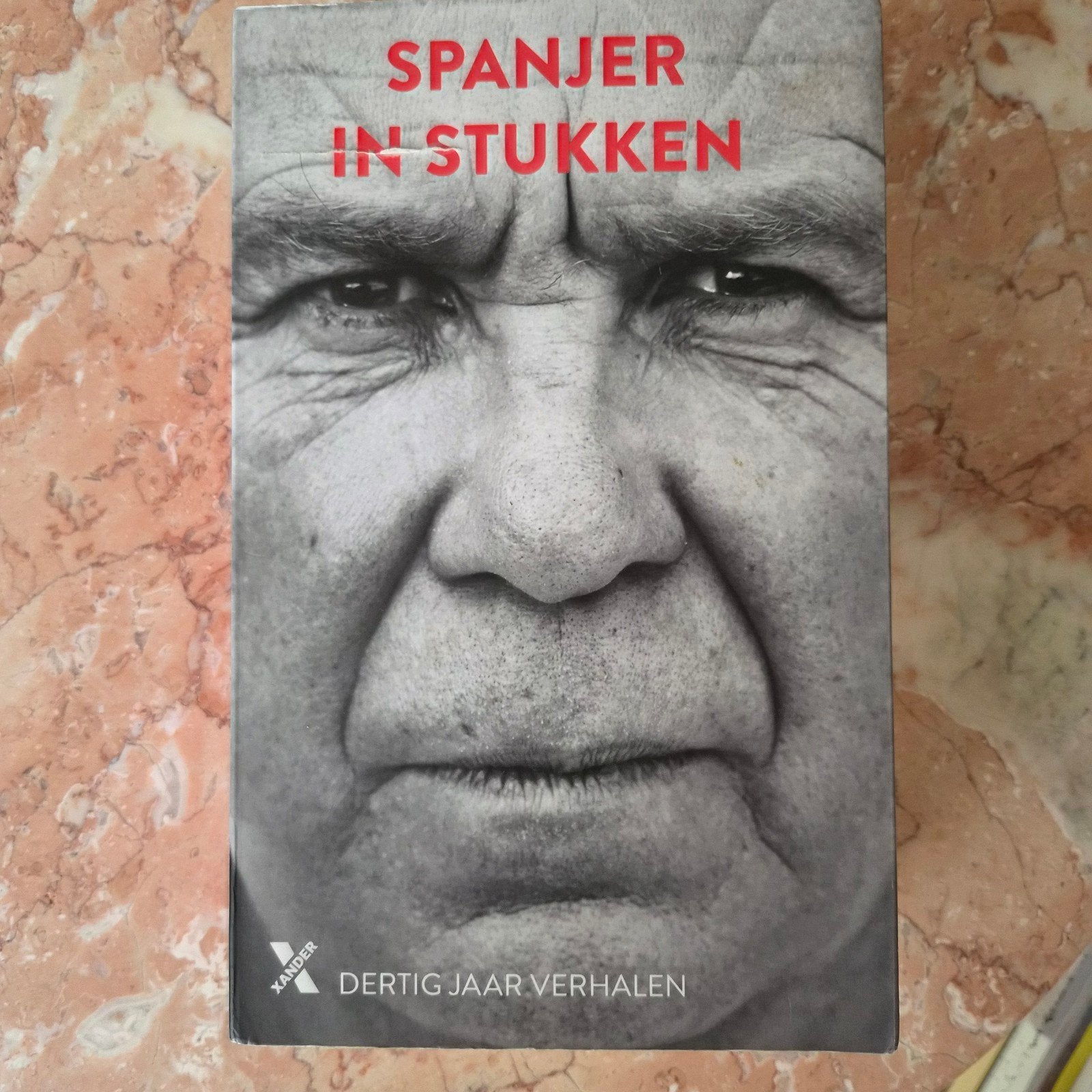 Spanjer in Stukken - Dertig Jaar Verhalen, Boeken, Ophalen of Verzenden, Zo goed als nieuw, Maarten Spanjer