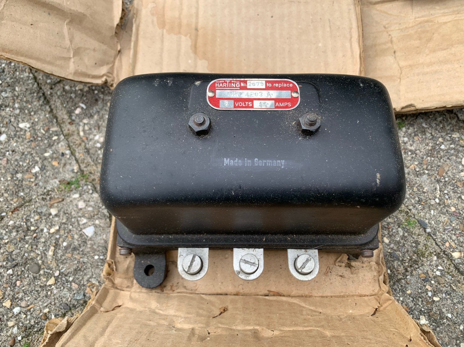 Harting spanningsregelaar no. 2679 6V 40AMPS NOS Willys Jeep, Ophalen of Verzenden