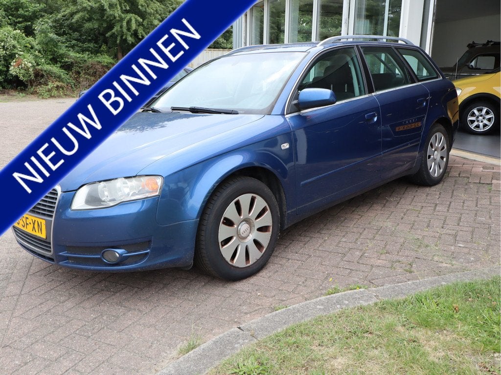 Audi A4 Avant 2.0 Pro Line Business HANDEL/EXPORT!, Auto's, Audi, Voorwielaandrijving, Gebruikt, Zwart, 4 cilinders