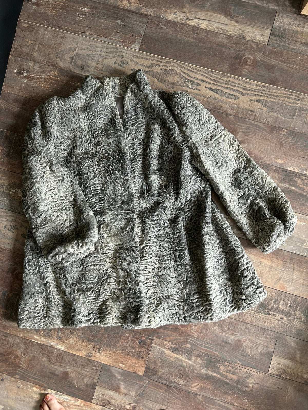 Vintage bontjas, astrakan, mt 42/44, Kleding | Dames, Jassen | Winter, Verzenden, Zo goed als nieuw, Maat 42/44 (L), Grijs