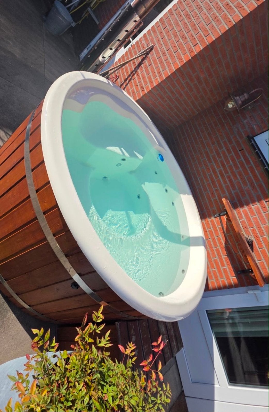 Luxe hottub met interne kachel, Ophalen of Verzenden, Gebruikt, Afdekzeil, Vast