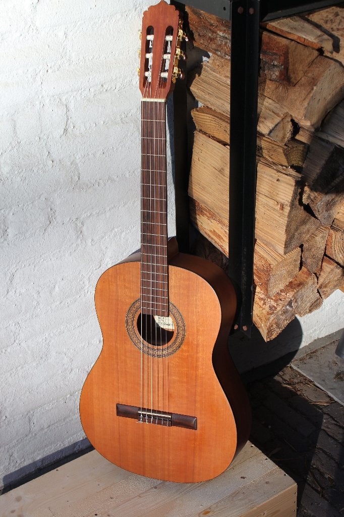 spaanse gitaar, Ariana van Aria, Ophalen of Verzenden, Gebruikt, Klassieke of Spaanse gitaar