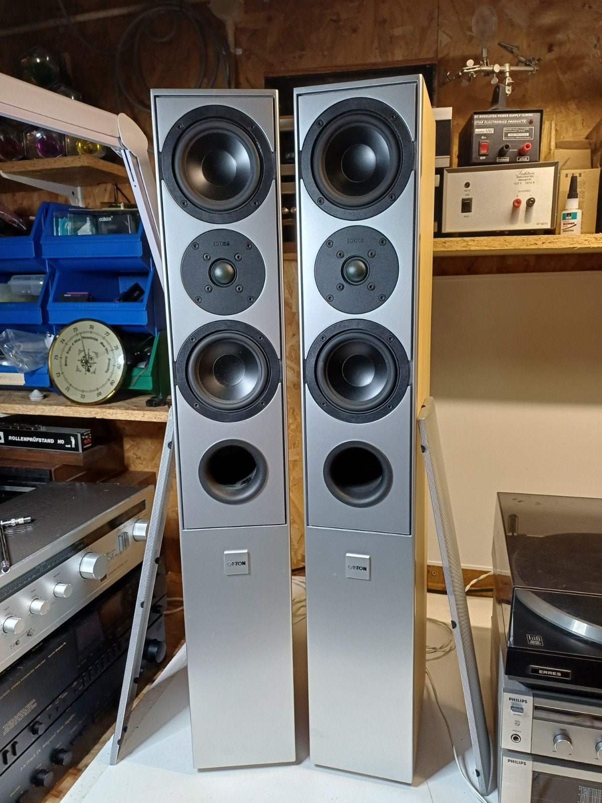 Canton LE 207 Zuilspeakers - Zeer Goede Staat