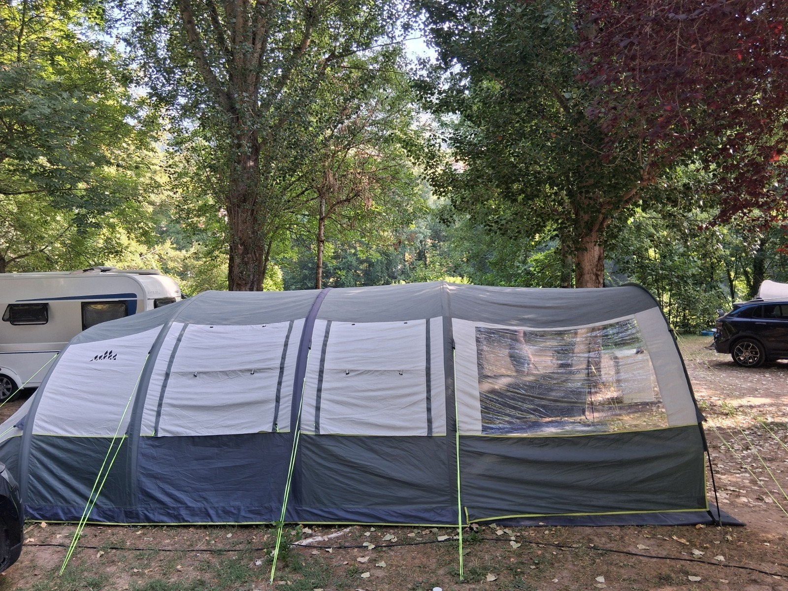 Portico easy air 6 opblaasbare tunneltent, Caravans en Kamperen, Ophalen of Verzenden, Gebruikt, Tot en met 6