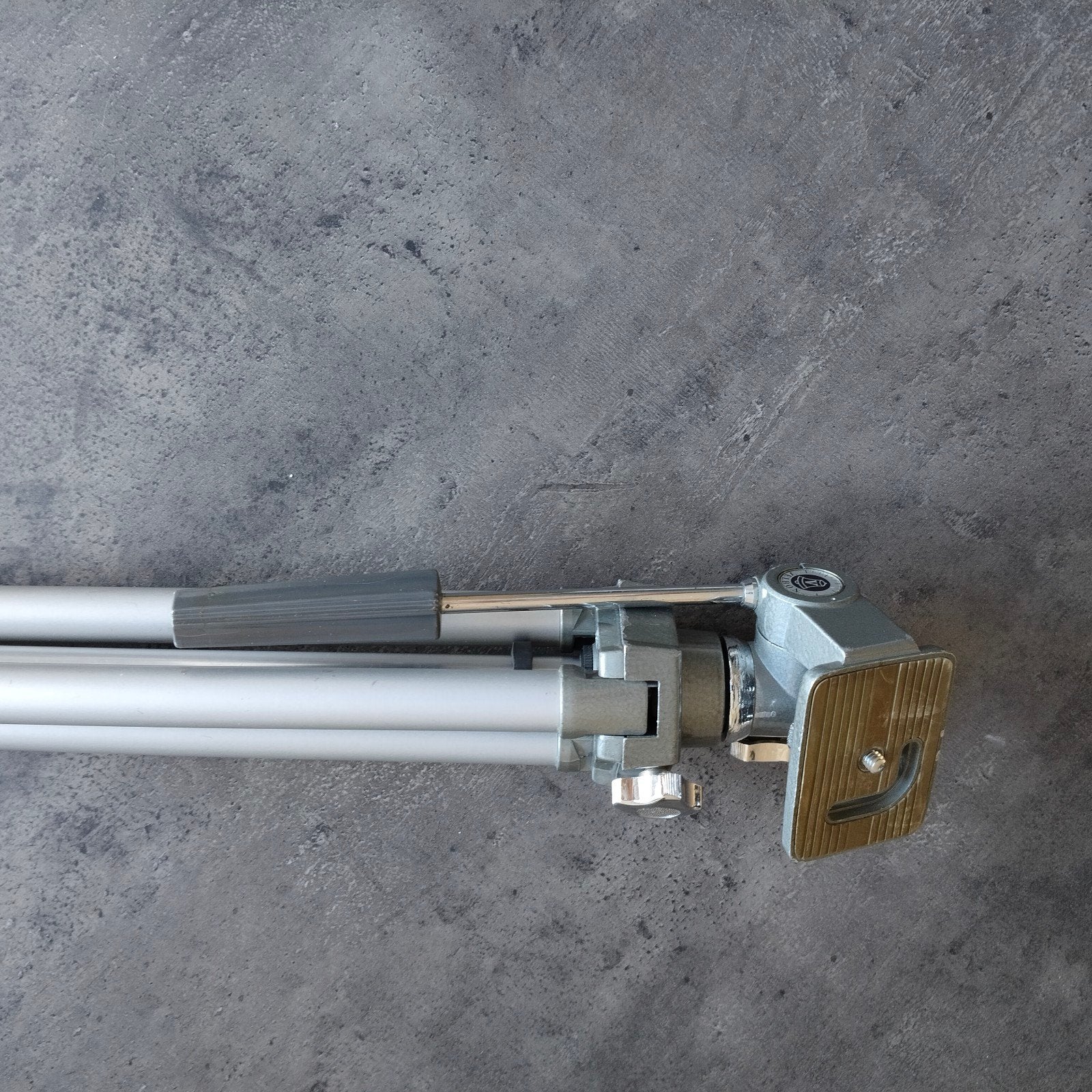 Velbon fotocamera statief - zgan, 130 cm, aluminium/staal, Ophalen of Verzenden