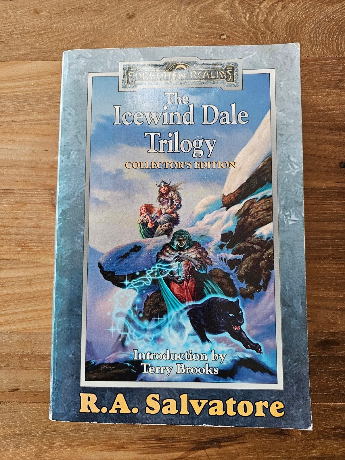 The Icewind Dale Trilogy collector's edition in nette staat, Ophalen of Verzenden, Gelezen, R.A. Salvatore