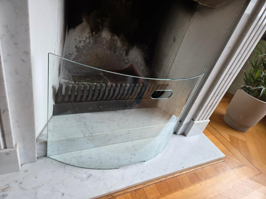 Glazen haardscherm, Ophalen, Zo goed als nieuw, Houthaard