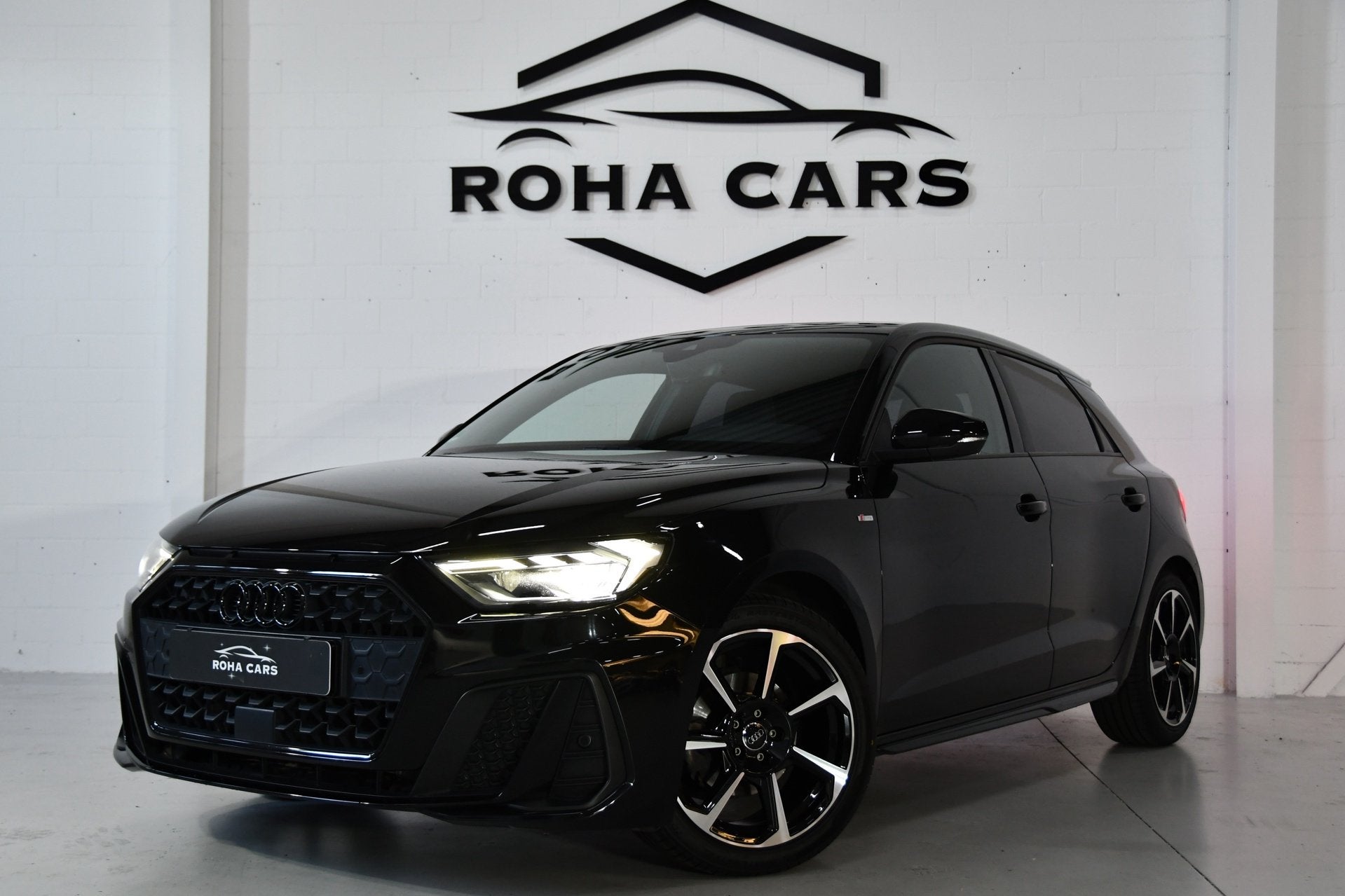 Audi A1 30 TFSI S-Line, Auto's, Audi, Dealer onderhouden, Zwart, Overige carrosserieën, 116 pk