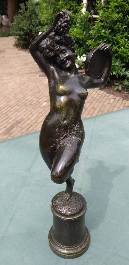 FAURE - Bacchante met tamboerijn. Jugendstil bronzen beeld, Art nouveau, Ophalen of Verzenden, Brons, 20 - 50 cm