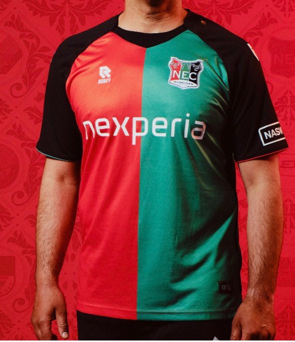 Gezocht! Ik zoek dit Nec thuis shirt in Maat L, Ophalen, Nieuw, Shirt