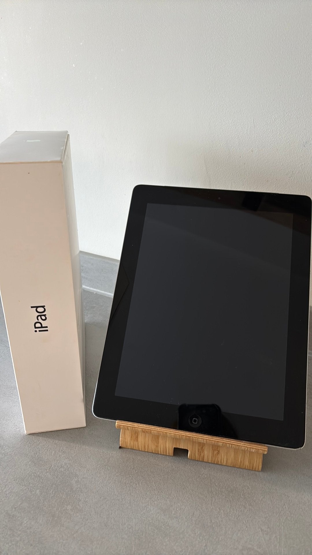 Apple iPad Wi-Fi Cellular 16GB Zwart (Model A1460), Gebruikt, Apple iPad, Zwart, 16 GB