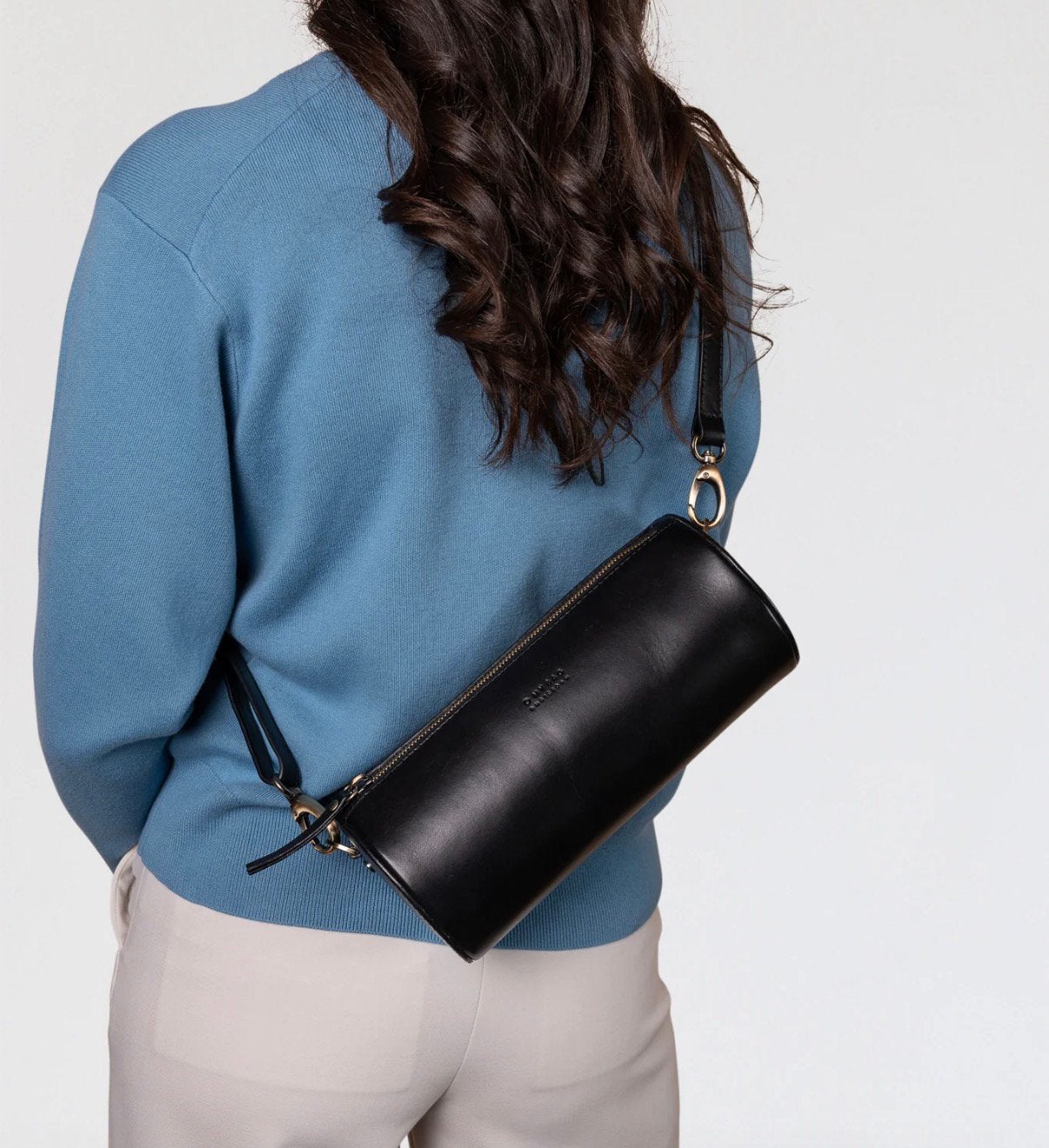 O My Bag Izzy schoudertas - Zwart zgan!, Sieraden, Tassen en Uiterlijk, Tassen | Damestassen, Ophalen, Zo goed als nieuw, Zwart