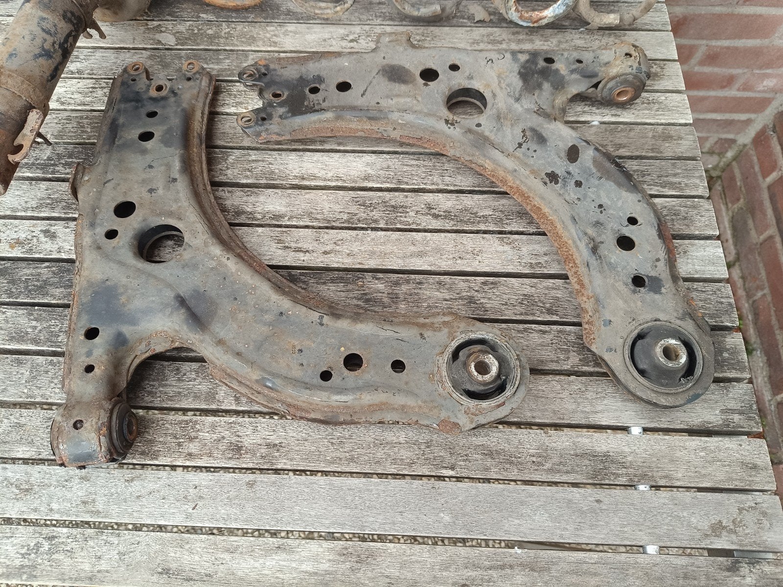 Draagarmen set Volkswagen Golf 4 Bora, Ophalen, Gebruikt, Seat