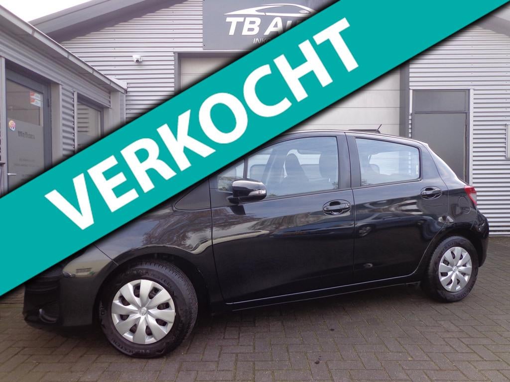 Toyota Yaris 1.0 VVT-i Now 5-DRS AIRCO / DEALER ONDERHOUDEN, Euro 5, Stof, Gebruikt, Zwart