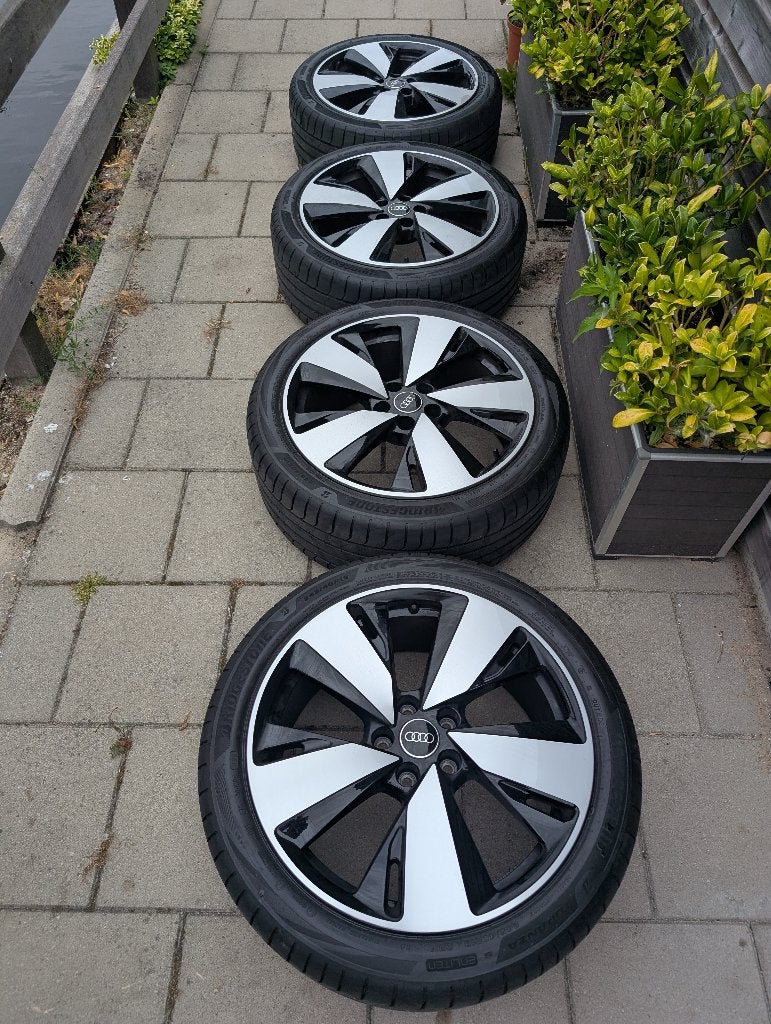 Originele Audi A5 Avant e-hybride (S-line ) 19 inch velgen, Auto-onderdelen, Banden en Velgen, Velg(en), Zomerbanden, 19 inch