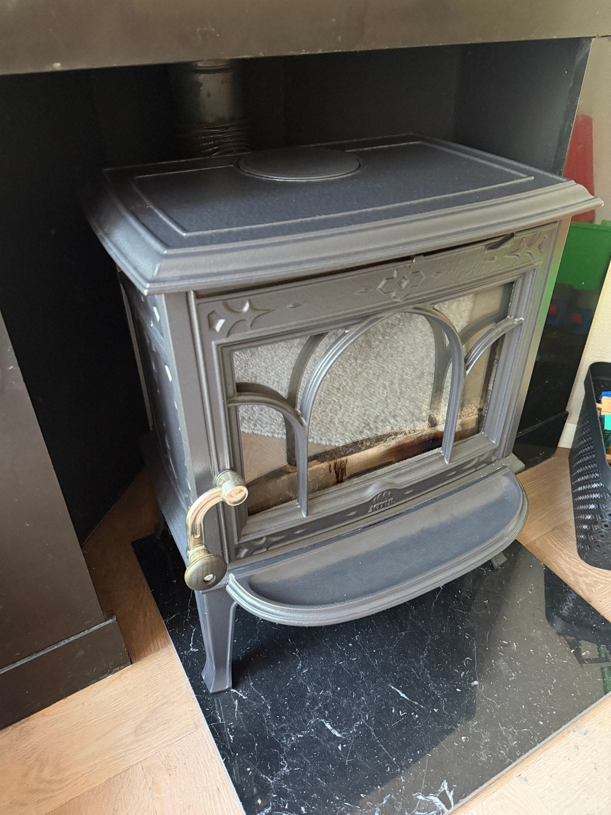 Jotul F100 Zwarte Emaille Houtkachel - Nieuwstaat, Ophalen, Zo goed als nieuw, Vrijstaande haard, Houthaard