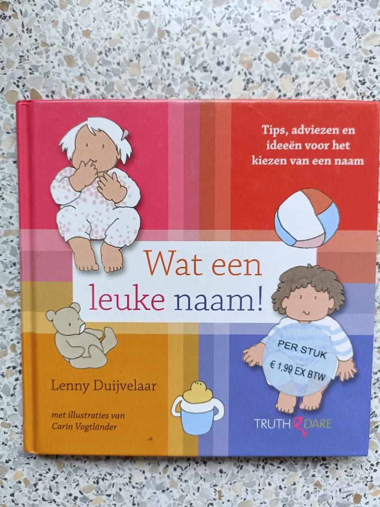 "Wat een leuke naam !", een Baby namen boekje., Zwangerschap en Bevalling, Ophalen of Verzenden, Zo goed als nieuw, Lenny Duijvelaar.