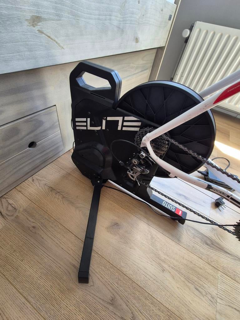 Elite Suito trainer, Focus fiets, Elite Rizer (z.g.a.n.), 28 inch, 10 tot 15 versnellingen, Velgrem, Zo goed als nieuw