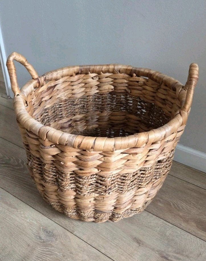 Zeer mooie en stevige mand!, Huis en Inrichting, Woonaccessoires | Schalen en Manden, Ophalen, Rond, Riet