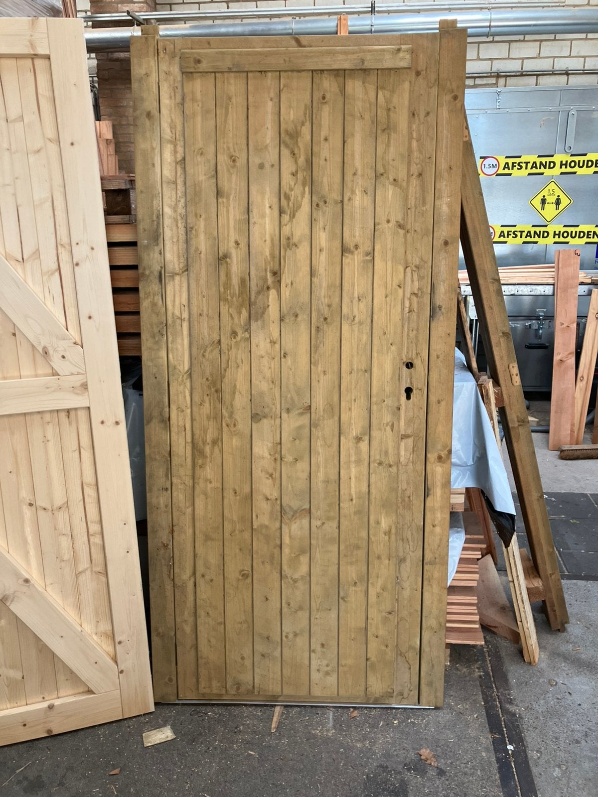 Vuren geimpregneerde deur b keus, Ophalen, Gebruikt, Draaipoort, 150 tot 200 cm