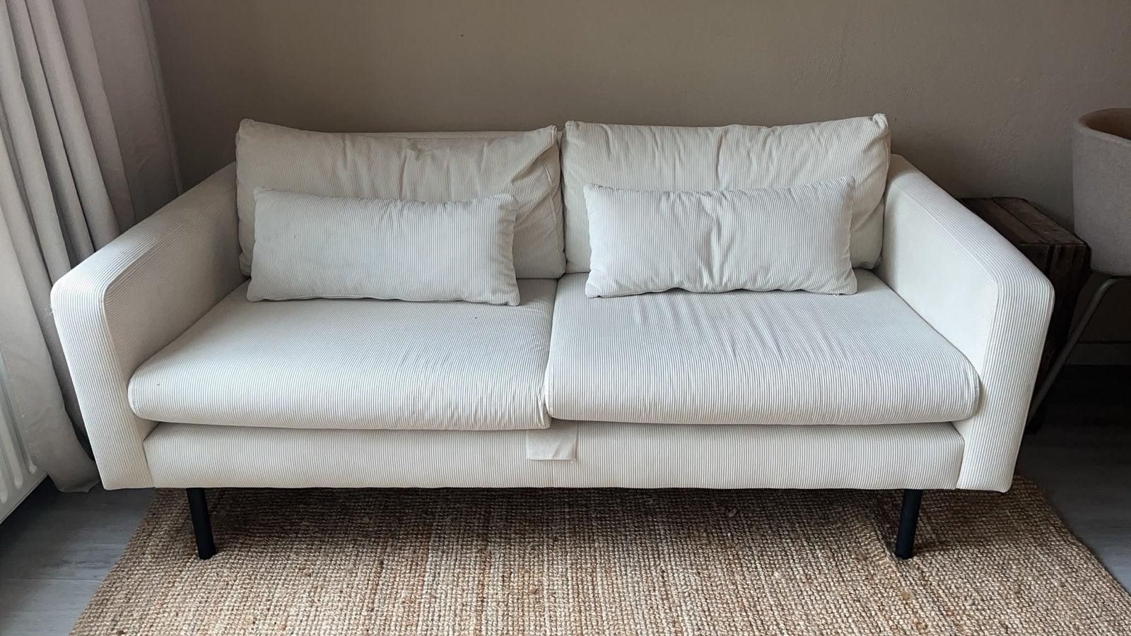 Nous Living Comfortabele 2-zitsbank in crèmekleurige ribstof, Ophalen, 150 tot 200 cm, Tweepersoons, 75 tot 100 cm