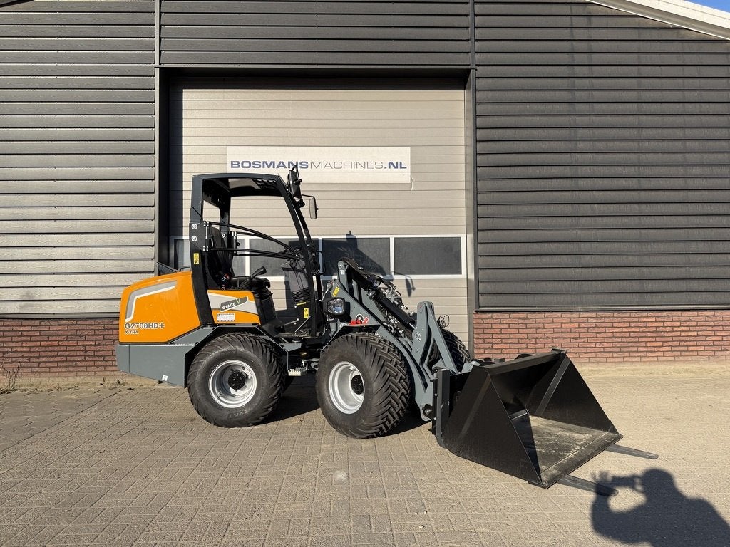 Giant G2700 X-TRA HD+ minishovel / kniklader NIEUW €690 LE, Tobroco, Info@tobroco.nl, Sprendlingenstraat 57
5061 KM  Oisterwijk, NL