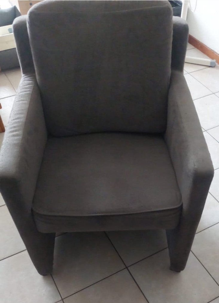 Gratis 4x Grijze Fauteuil met Armleuningen en Wieltjes, Huis en Inrichting, Ophalen, Gebruikt, Vier, Stof