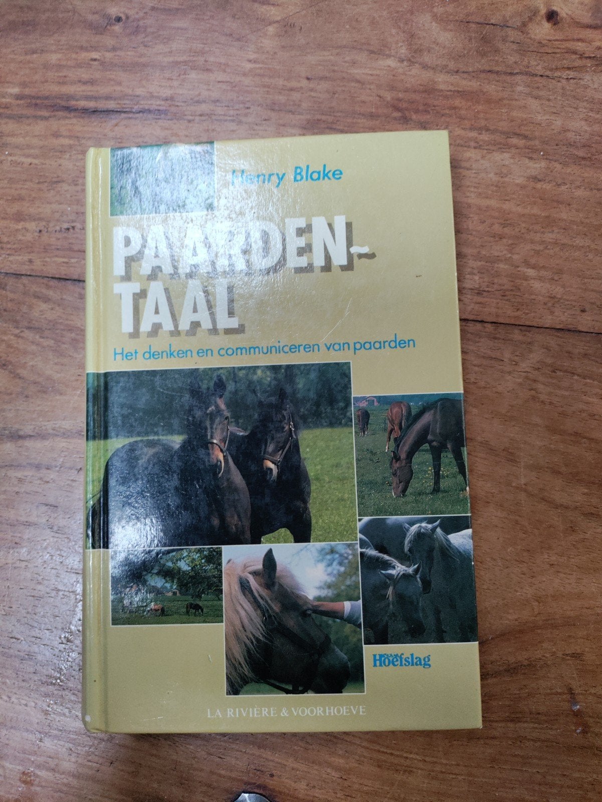 Paardentaal: Het denken en communiceren van paarden, Verzenden, Gelezen, Paarden of Pony's, Henry Blake