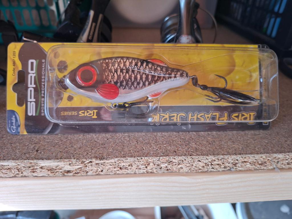 Spro Iris Flash Jerk Jerkbait 10 cm - Nieuw, Ophalen of Verzenden, Nieuw