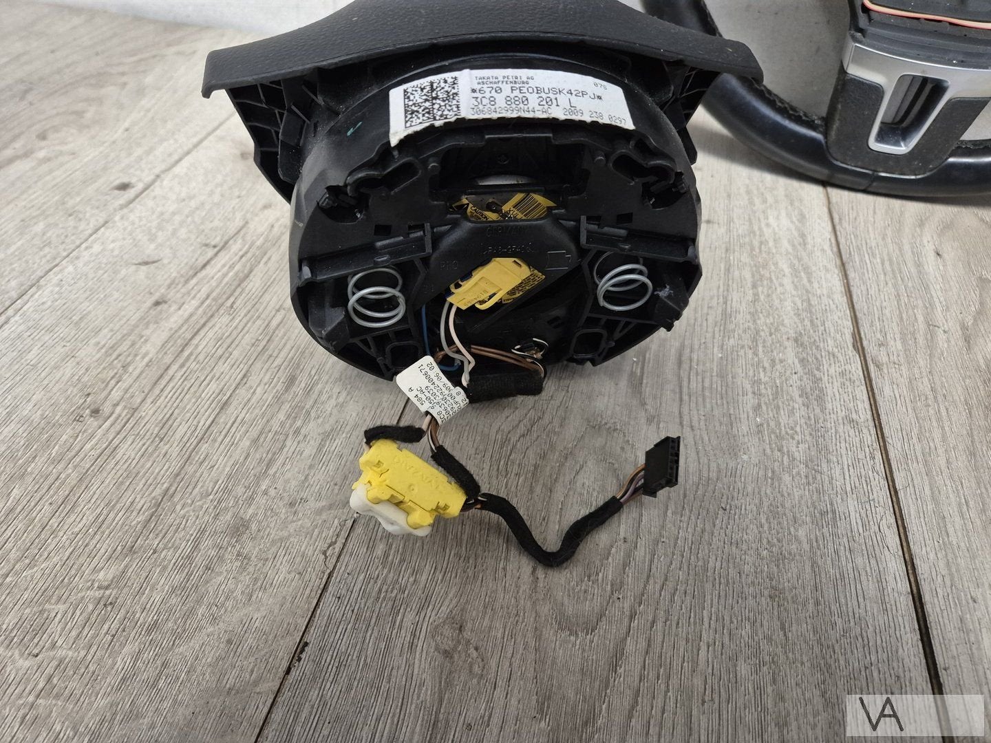 VW Golf 6 Caddy stuur met knoppen en flippers en airbag €200, Gebruikt, -, Volkswagen, -