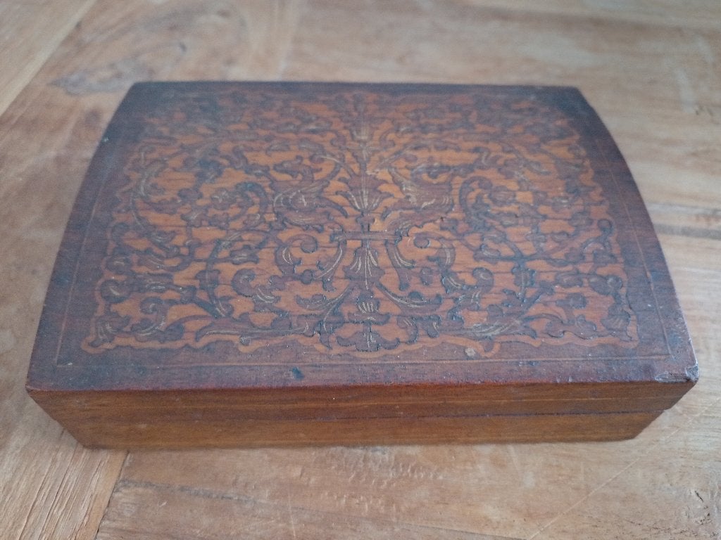 mooi kistje met ingelegd hout, Ophalen, Minder dan 50 cm, Gebruikt, Minder dan 50 cm