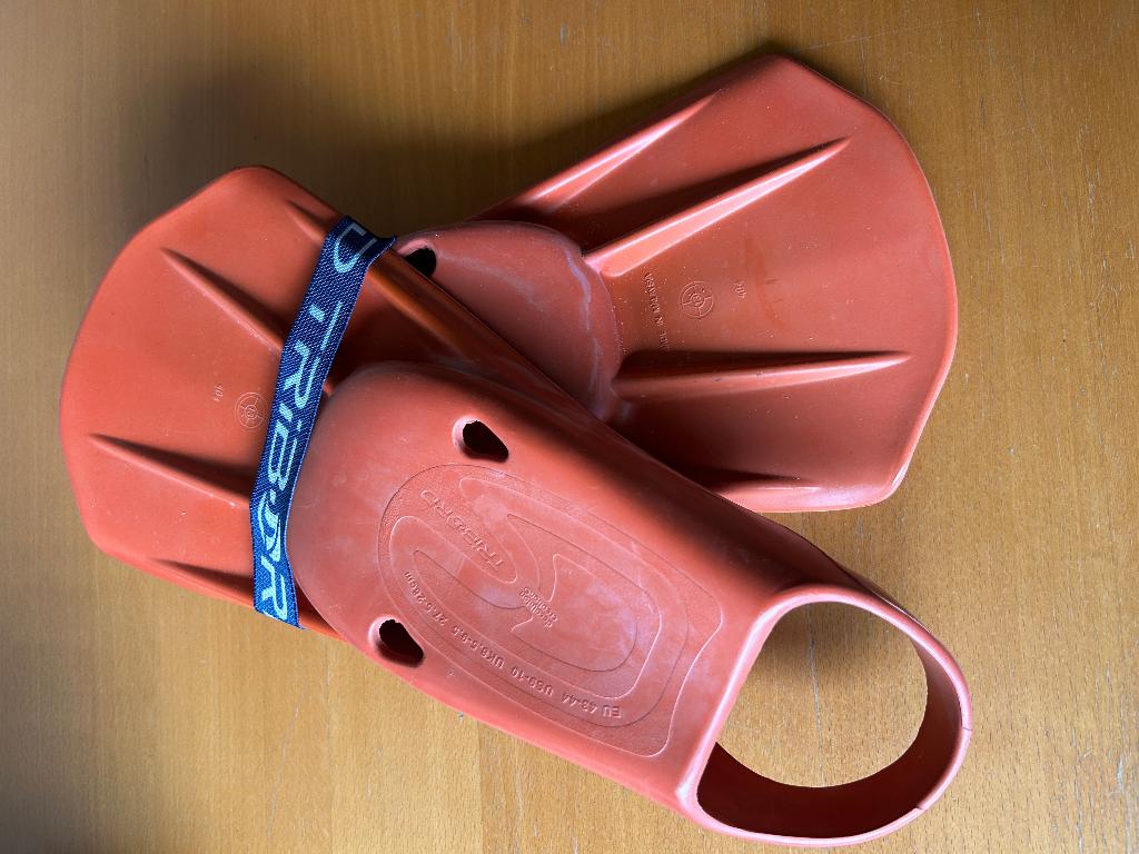 Tribord training fins (zoomers) mt 43-44, Ophalen of Verzenden, Zo goed als nieuw