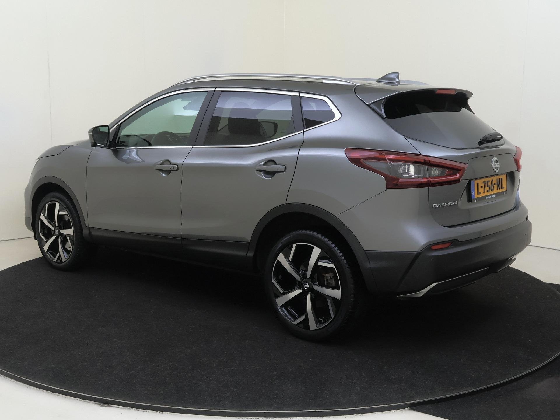 Nissan Qashqai 1.3 DIG-T Premium Edition | Leerstoelen | Pan, Auto's, Voorwielaandrijving, 687 kg, Gebruikt, 4 cilinders
