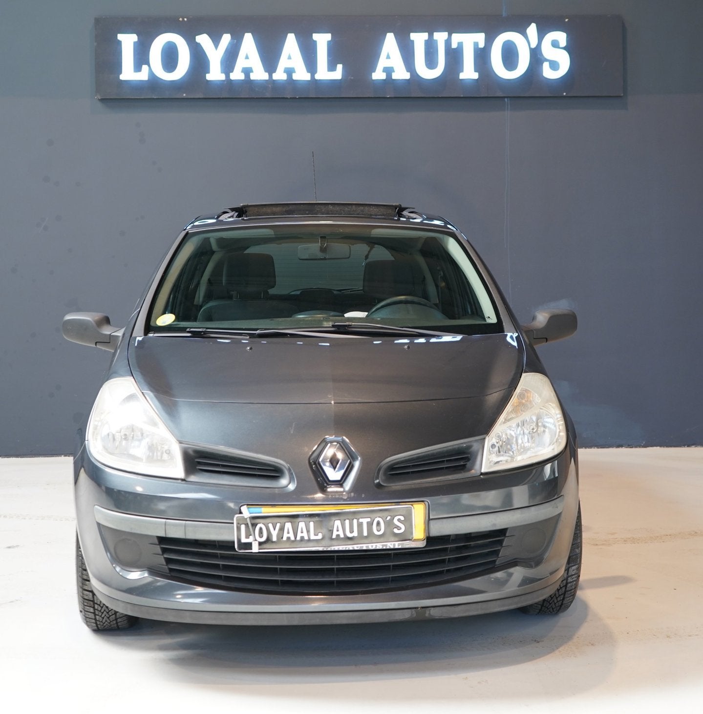 Renault Clio 1.2-16V Business Line | PANO | AIRCO | ELEK.RAM, Auto's, Voorwielaandrijving, Elektrische ramen, Gebruikt, 4 cilinders