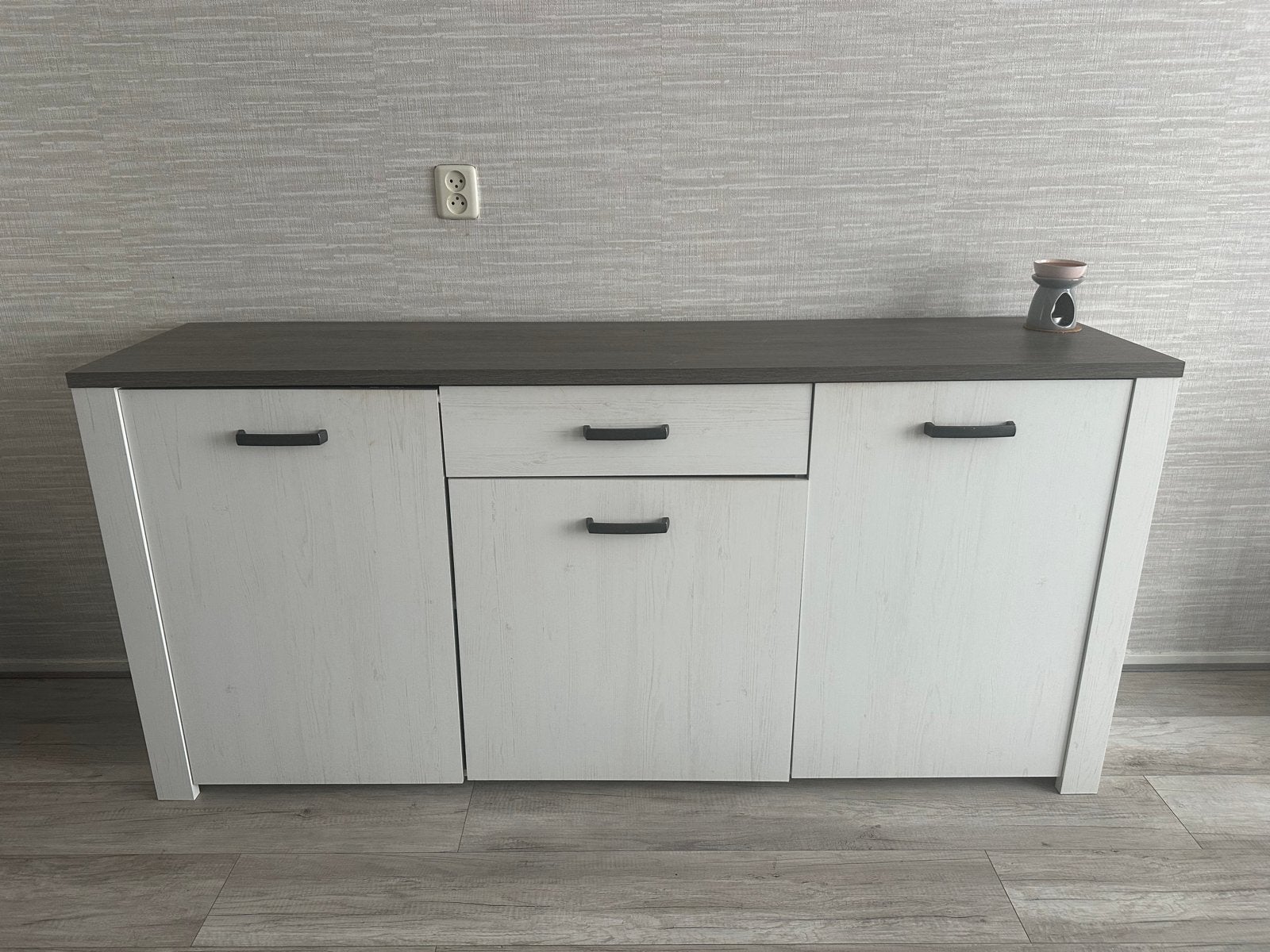 Modern dressoir met lades en deuren, wit/houtkleur, Huis en Inrichting, Kasten | Dressoirs, Gebruikt, 150 tot 200 cm, Ophalen of Verzenden