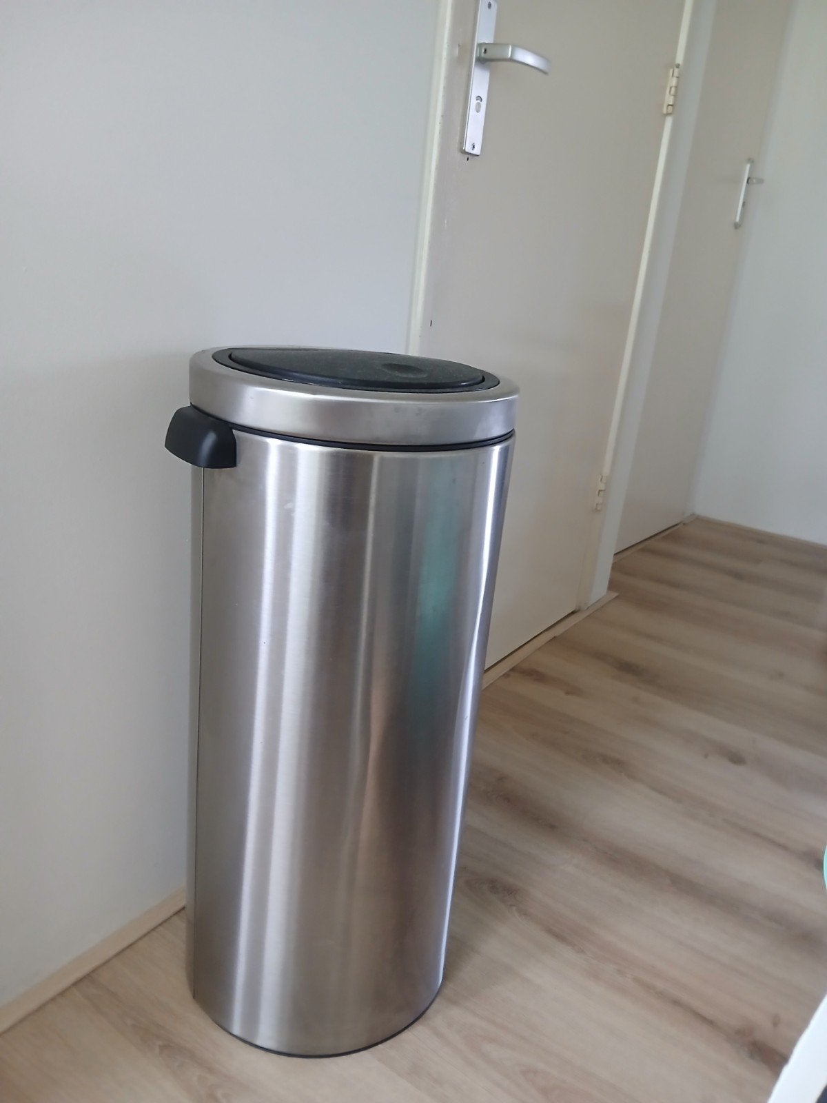 Brabantia prullenbak - RVS met drukpanel, Ophalen, 50 – 75, Gebruikt, Met pedaal