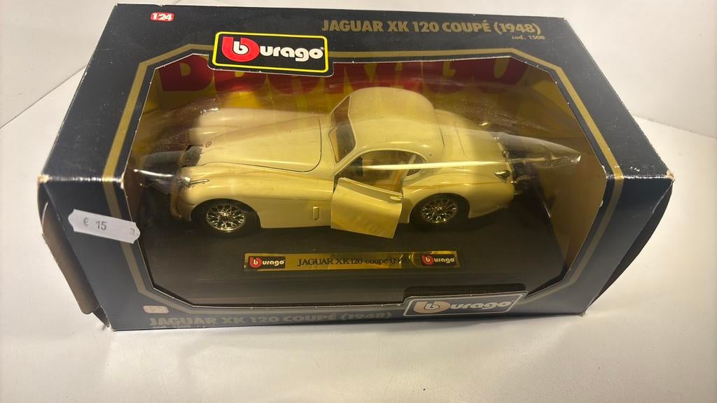 Jaguar xk120 coupe 1948 Bburago 1.24, Ophalen of Verzenden, Bburago, A, A